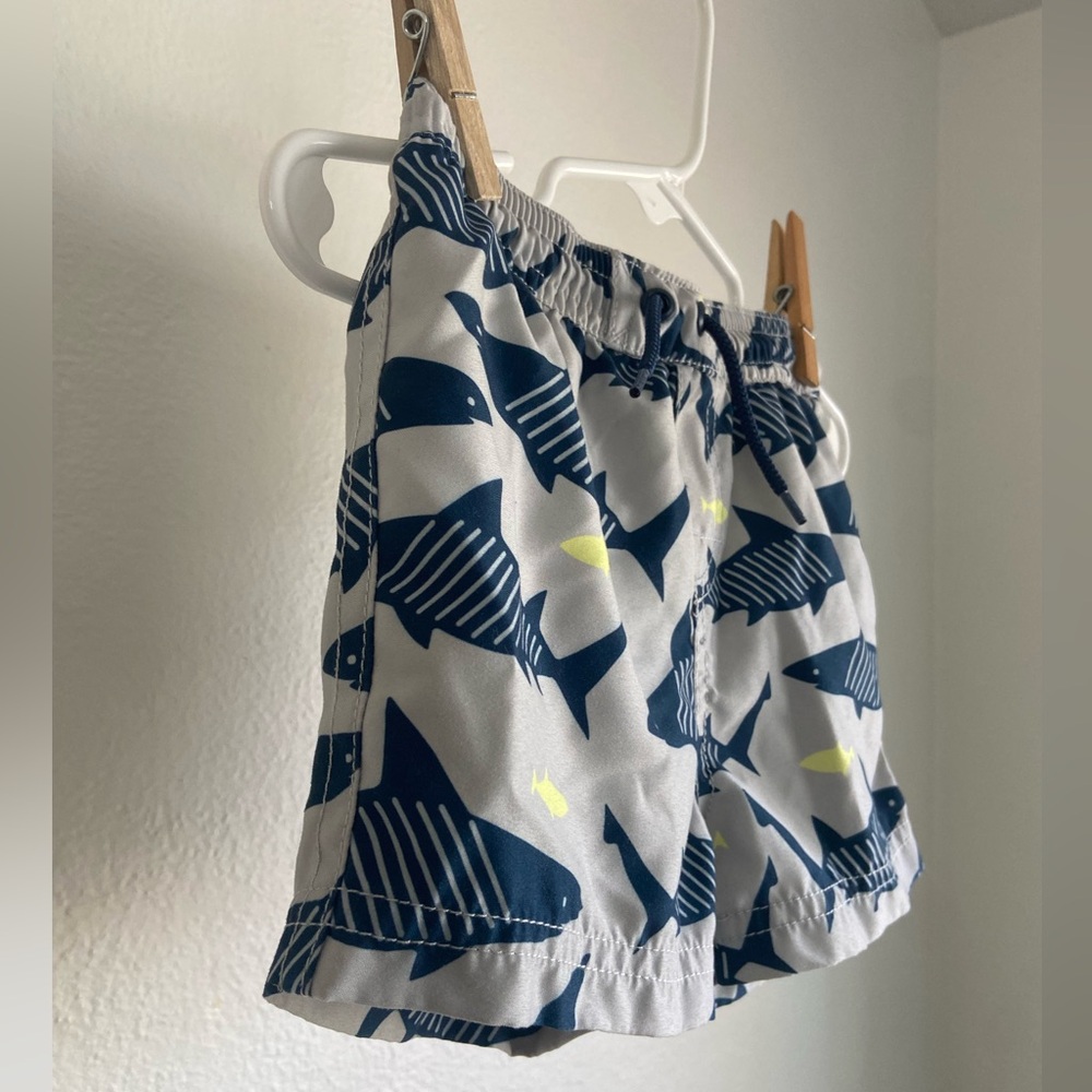 Tea Collection Swim Trunks - 9-12M - Picture 5 of 10